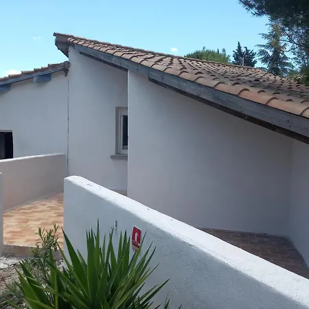 Les D'hotes Du Relais D'aguilar 여관 Tuchan